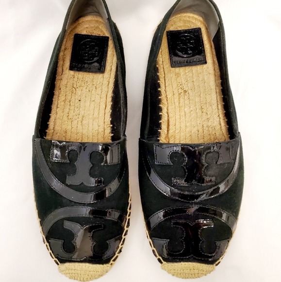 NWOB Tory Burch Poppy Canvas Espadrilles w/ Patent Leather Logo. Blk. 9 - Picture 3 of 10